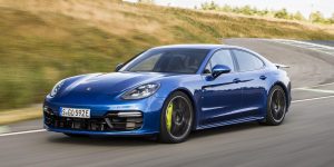 Porsche Panamera Turbo S E-Hybrid – Sự gợi cảm trở lại