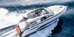 Trải nghiệm lái Fairline Targa 43 Open: Hoàn hảo trên sóng nước