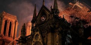 Nhà thờ Đức Bà Paris bị cháy: Lời tri ân đến những chiến binh quả cảm