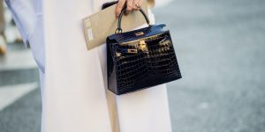 Bussiness of Luxury: Con đường Hermès – Chinh phục trái tim người tiêu dùng bằng những chiến lược thông minh