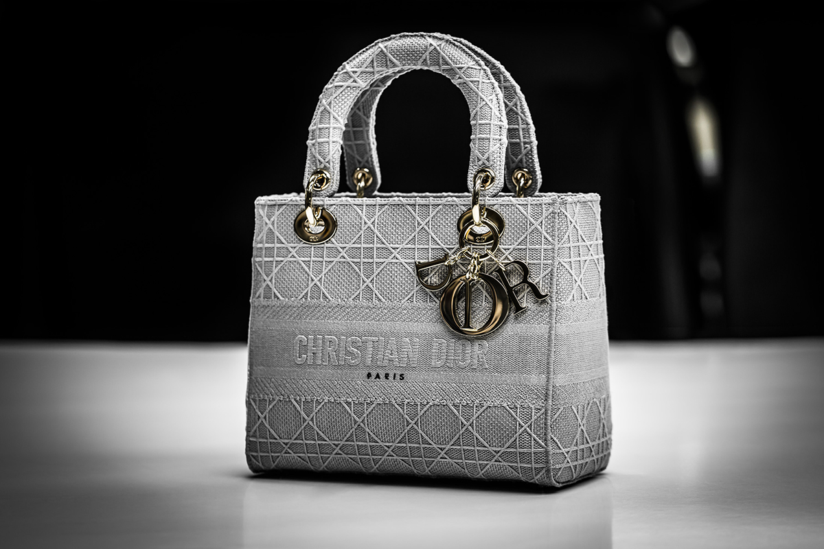 Túi xách Lady D-Lite được Dior mang trở lại sàn diễn trong BST Xuân/Hè 2020