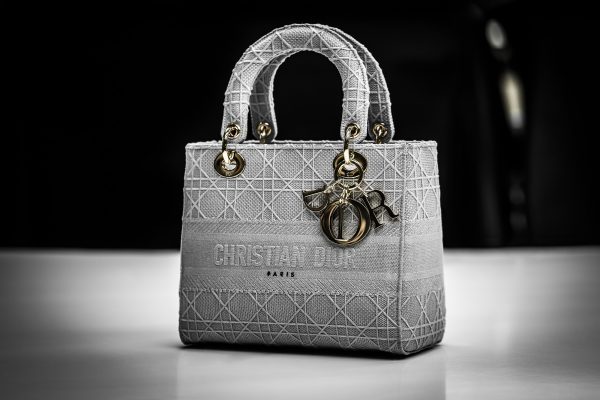 Túi đựng mỹ phẩm Dior đựng mỹ phẩm cá nhân đi du lịch Kéo khoá 2 chiều  T500 Cái