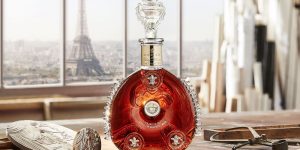 Louis XIII Cognac ra mắt BST Thời gian: Hồi tưởng về Paris những năm 1900