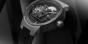 Đồng hồ Tambour Curve Flying Tourbillon: Louis Vuitton tiến xa hơn trong kỹ thuật chế tác đồng hồ