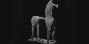 Sotheby’s thua kiện Bộ Văn hóa Hy Lạp: Không thể giữ bức tượng ngựa bằng đồng