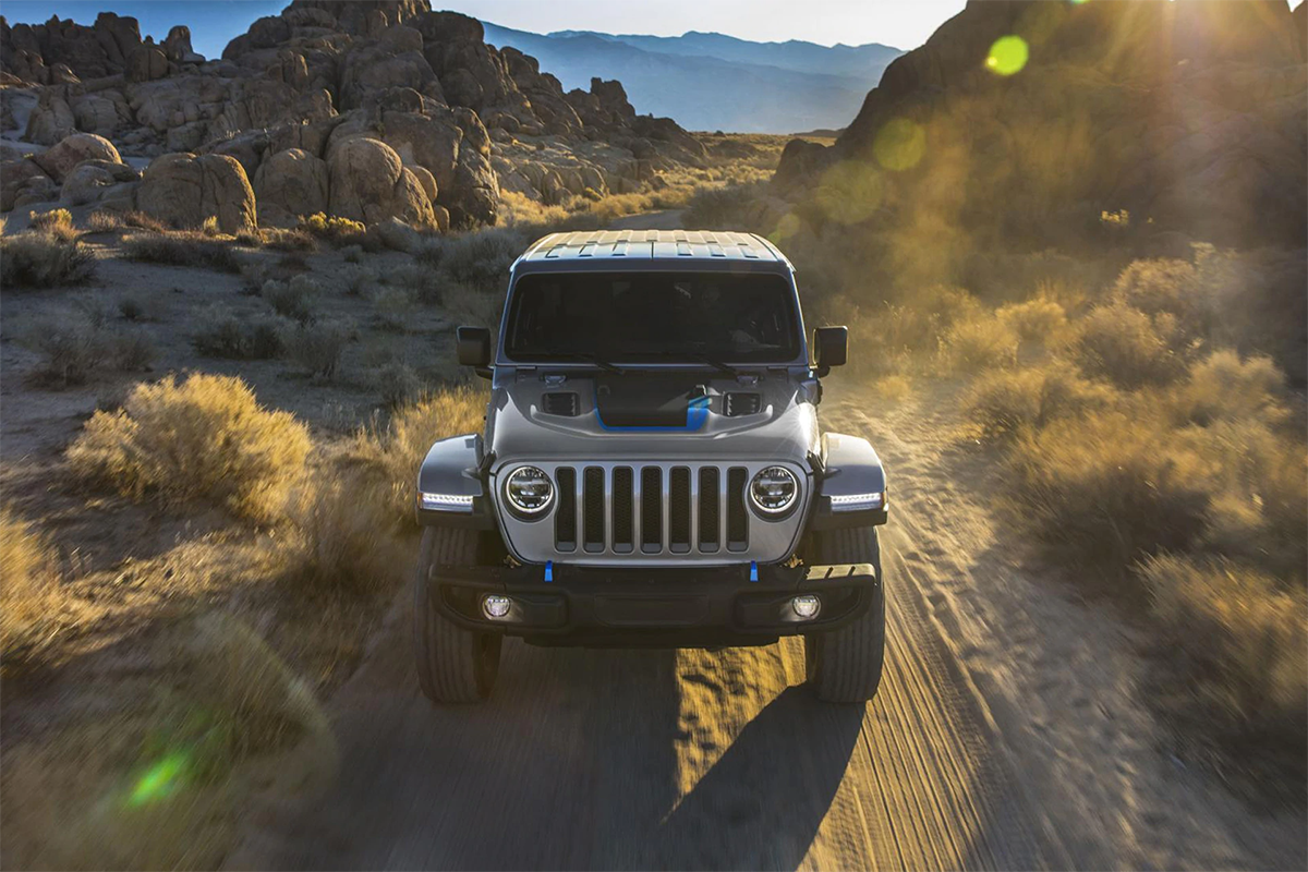 Jeep Hybrid Wrangler: Cỗ xe có quá nhiều tranh cãi
