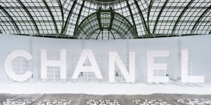 Chanel Xuân Hè 2021 – Khi thời trang quyện hòa cùng điện ảnh