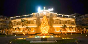 Tưng bừng bữa tiệc Giáng sinh và Năm mới đa sắc màu tại Azerai Resorts