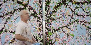 Loạt tranh hoa anh đào của Damien Hirst: Khi người nghệ sỹ trở về với tấm toan