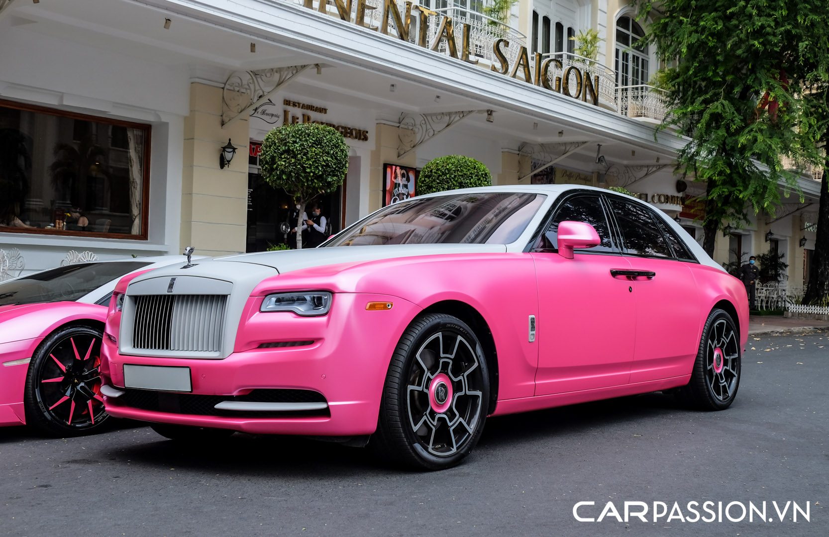 Monte Carlo Weekly Photo The Pink Rolls Royce