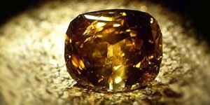 Golden Jubilee: Từ cục đá nâu vô dành thành viên kim cương lớn nhất thế giới