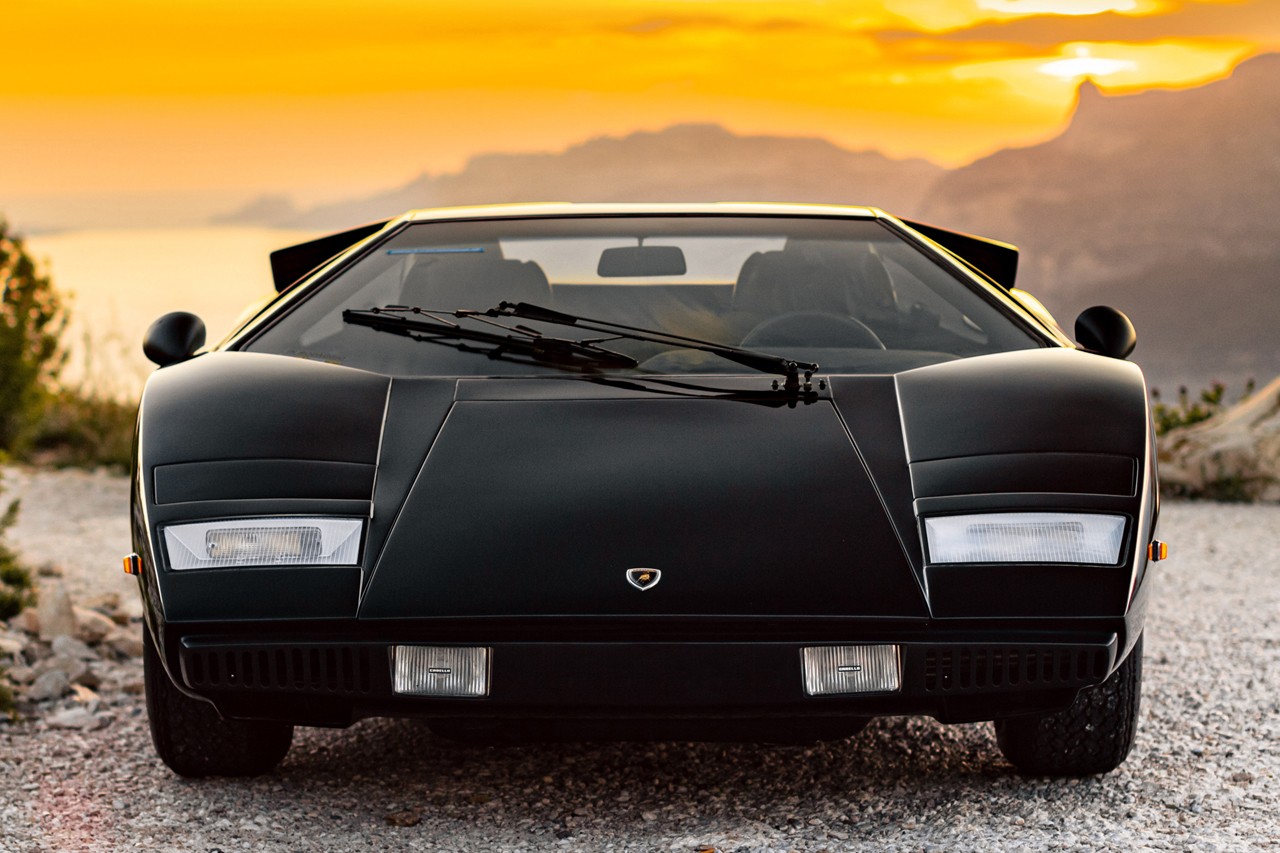 Lamborghini Countach LP400 