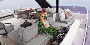 Paris Hilton chọn Sunreef Yachts cho tuần trăng mật tại Pháp