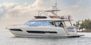 Yacht Review: Prestige 690 – Nâng tầm du thuyền Flagship