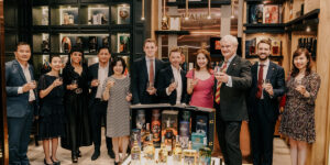 Trải nghiệm Walker Whisky Boutique chính hãng đầu tiên tại Việt Nam – Niềm tự hào của Vương quốc Anh