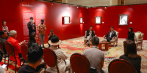 Triển lãm của Sotheby’s tại Việt Nam đã phải 3 lần nới rộng số lượng khách tham dự