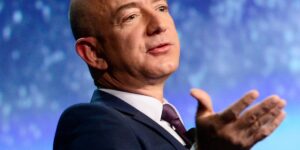 Jeff Bezos có nguy cơ mất trắng 23 tỷ USD