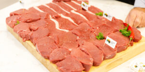Chính phủ Úc hỗ trợ hệ thống bán lẻ trong việc phân phối thịt bò mát tiêu chuẩn đến người tiêu dùng