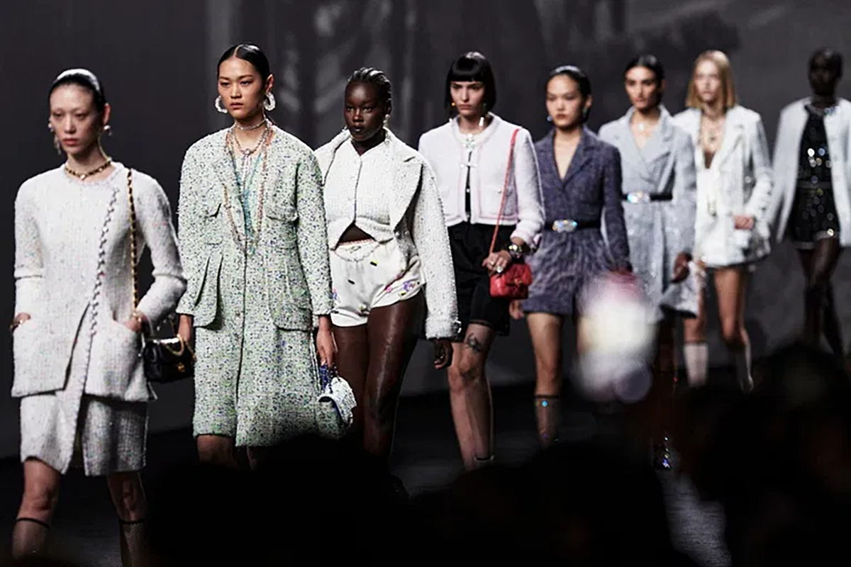 Chanel mang đến bộ sưu tập Haute couture XuânHè 2022  Báo An Giang Online