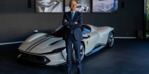 LUXUO Point: Giá cổ phiếu của Ferrari tăng 44%, 30% khách hàng mua xe có độ tuổi dưới 40