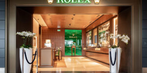 Rolex mua lại Bucherer: Bảo vệ thị trường hay tham vọng xâm chiếm ngành bán lẻ?