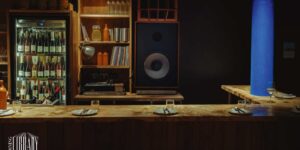 Dining Library: Thưởng cocktail với âm nhạc vinyl độc lạ