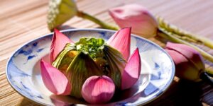 Ẩm thực cung đình Huế – nhã nhặn và cầu kỳ kiểu người xưa 