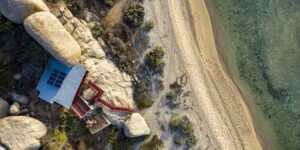 “Nhà Anh hùng” Núi Chúa