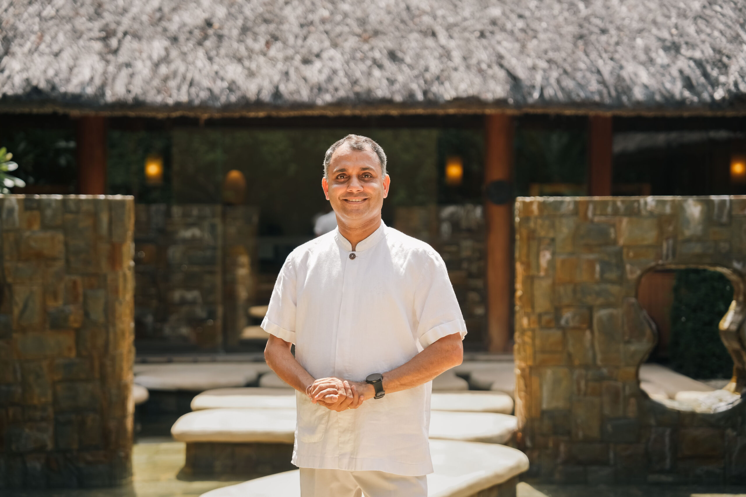 Six Senses Ninh Van Bay - Tiến sĩ Pramod Kumar Manjanabail - giám đốc spa và wellness - luxuo 1