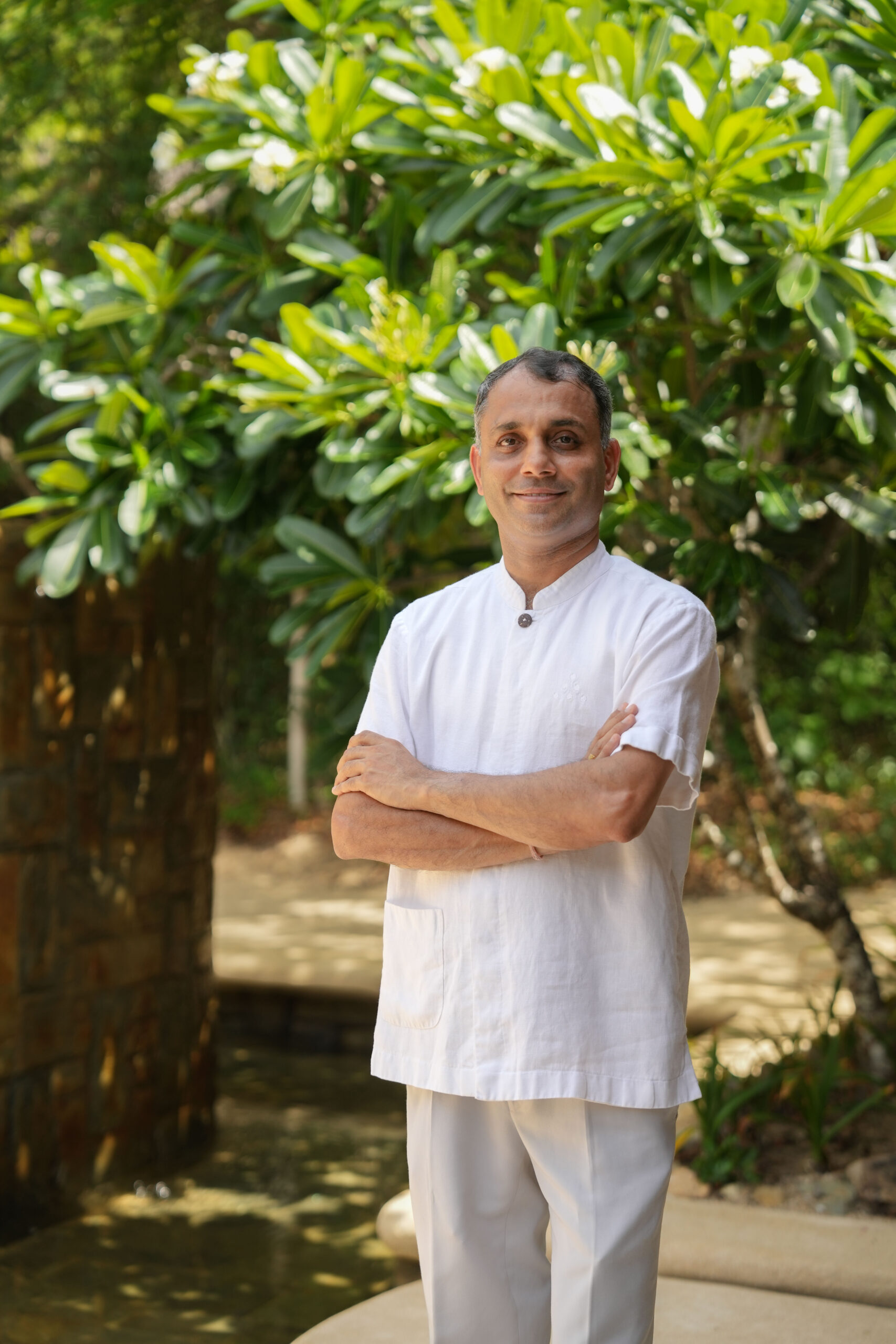 Six Senses Ninh Van Bay - Tiến sĩ Pramod Kumar Manjanabail - giám đốc spa và wellness - luxuo 2