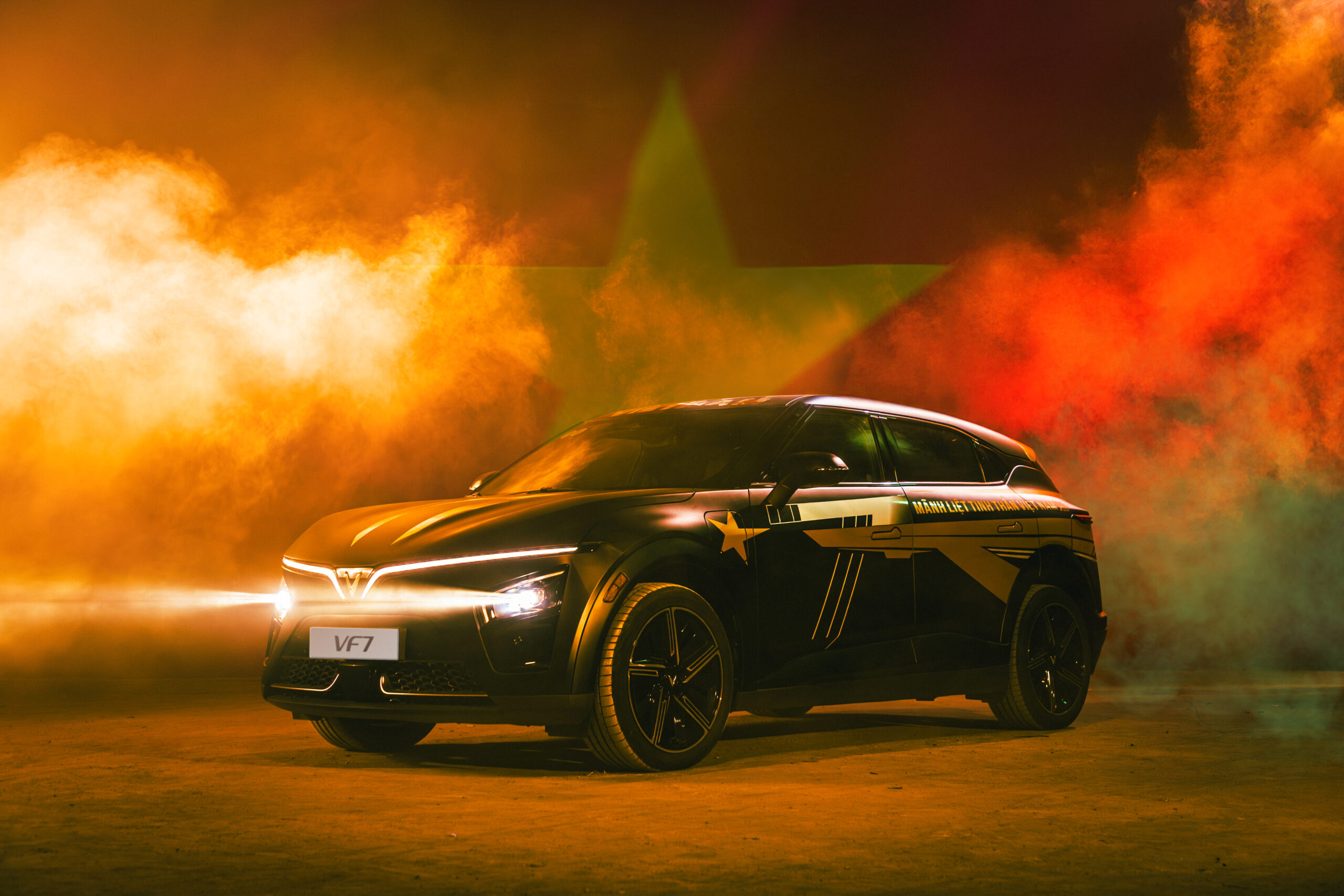 VinFast VF7 - reverse ride - touliver - remix - phù thủy âm nhạc - sáng tác - luxuo 8