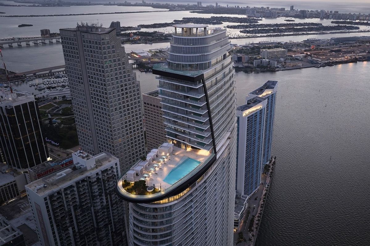aston martin residences - bất động sản hàng hiệu - miami - luxuo 4