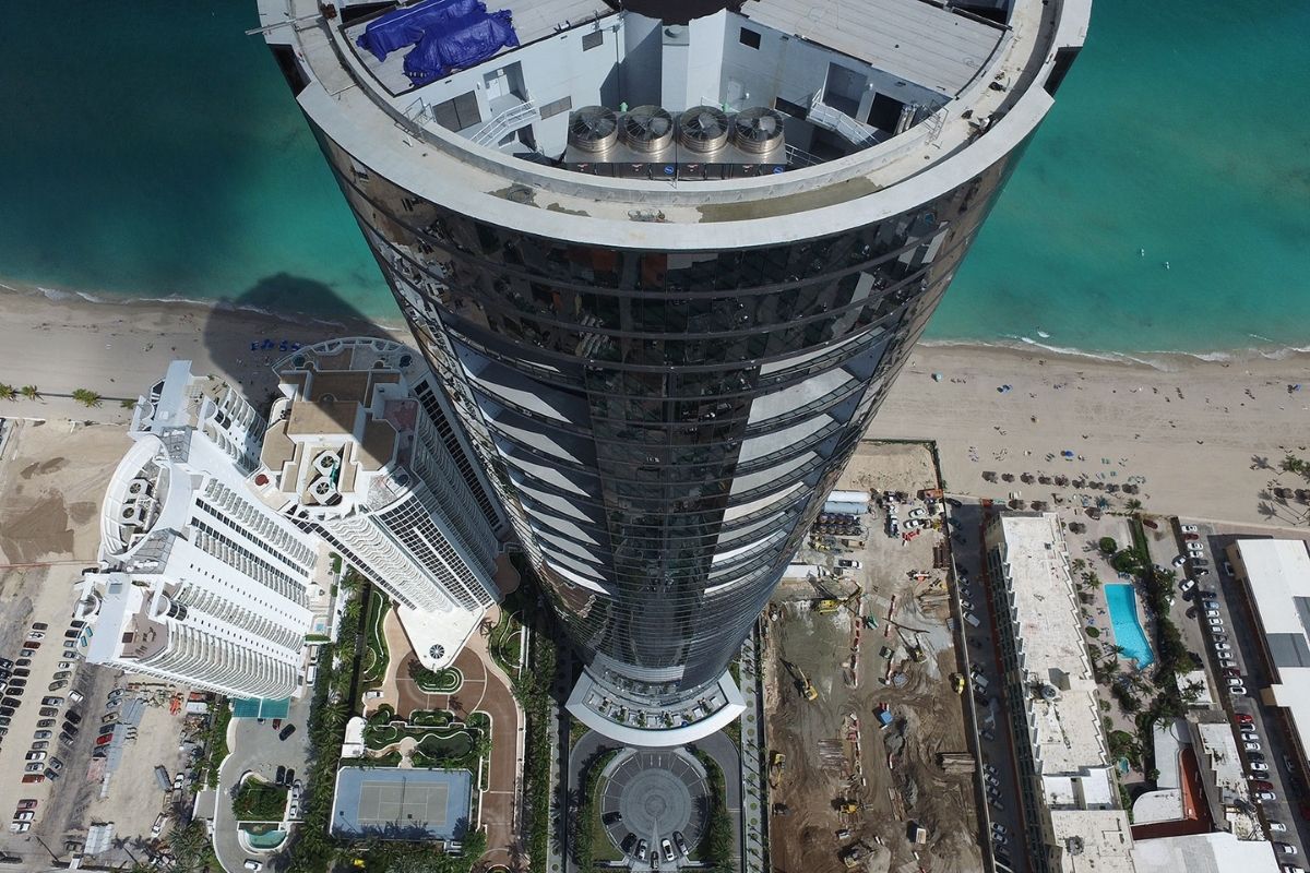 porsche design tower - miami - bất động sản hàng hiệu - siêu xe - thượng lưu - xa xỉ - luxuo