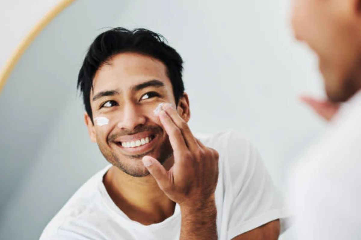 tẩy tế bào chết - chăm sóc da cho nam - sức khỏe - luxuo 4