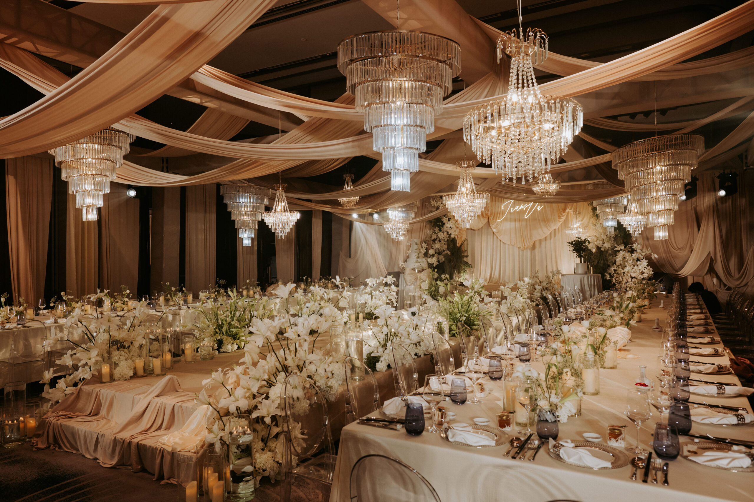 Hilton Saigon - Wedding Destination I Do - lễ cưới thành thị - Wedding Symphony - Luxuo 11