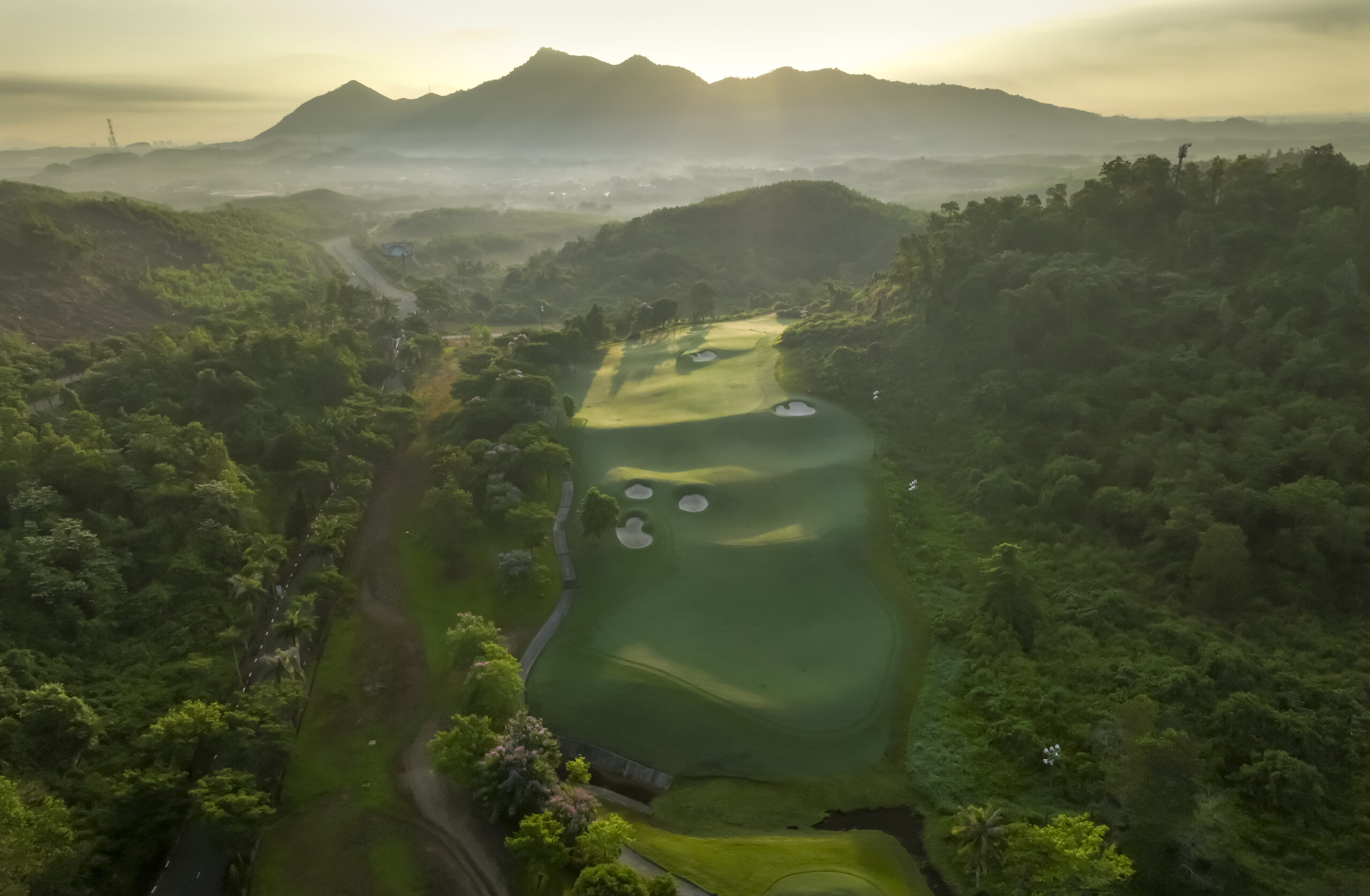 Vietnam Golf Coast - VGC - Đông Nam Á - điểm chơi golf - golf club - luxuo
