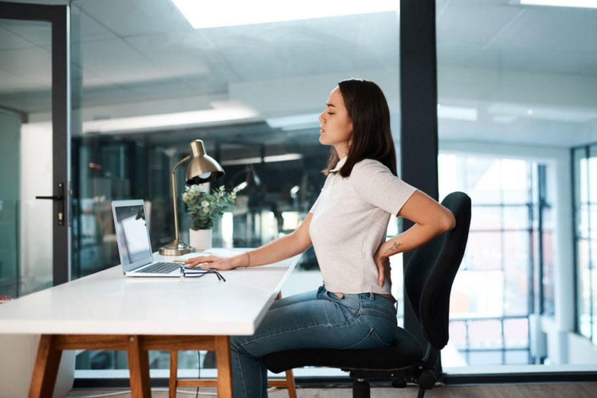 tập thể dục - dân văn phòng - giải pháp duy trì sức khỏe - bài tập vận động - luxuo 3