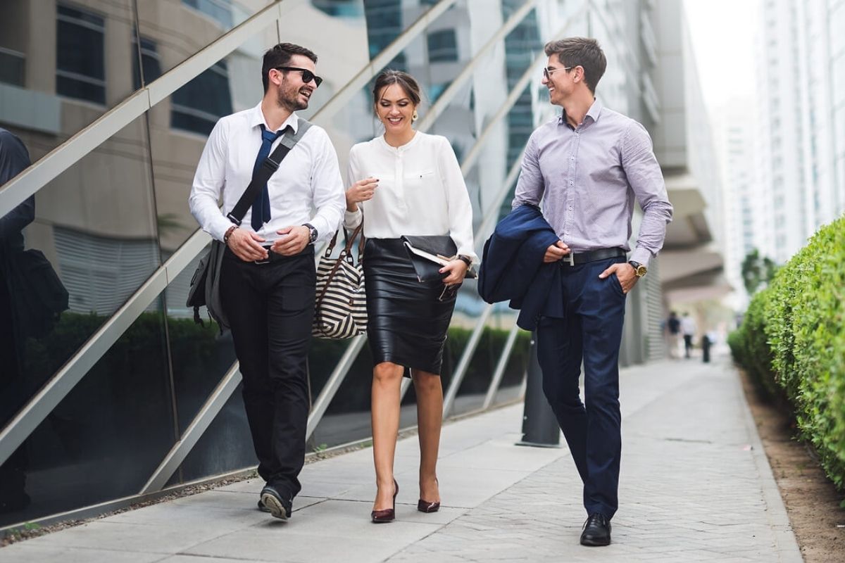 tập thể dục - dân văn phòng - giải pháp duy trì sức khỏe - bài tập vận động - luxuo 9