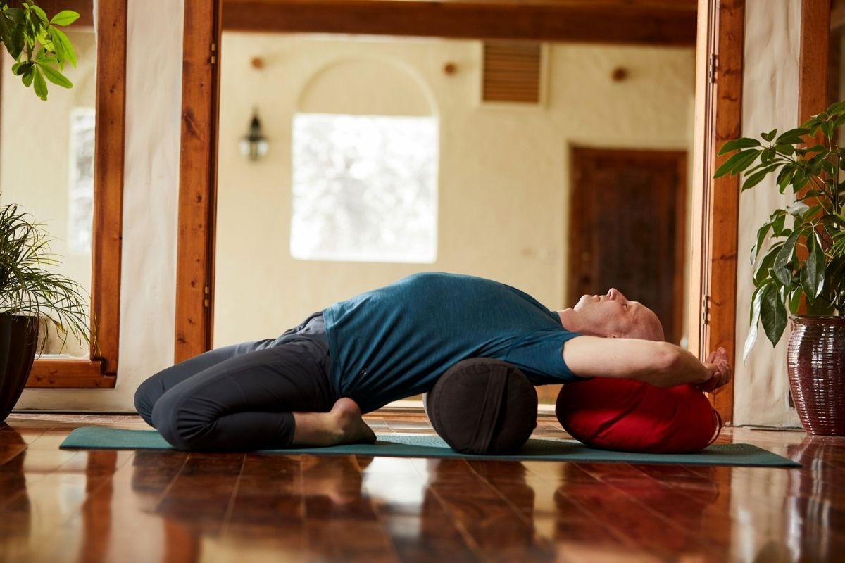 tập thể dục - yoga - sức khỏe nam giới - tập luyện - yin yoga - luxuo