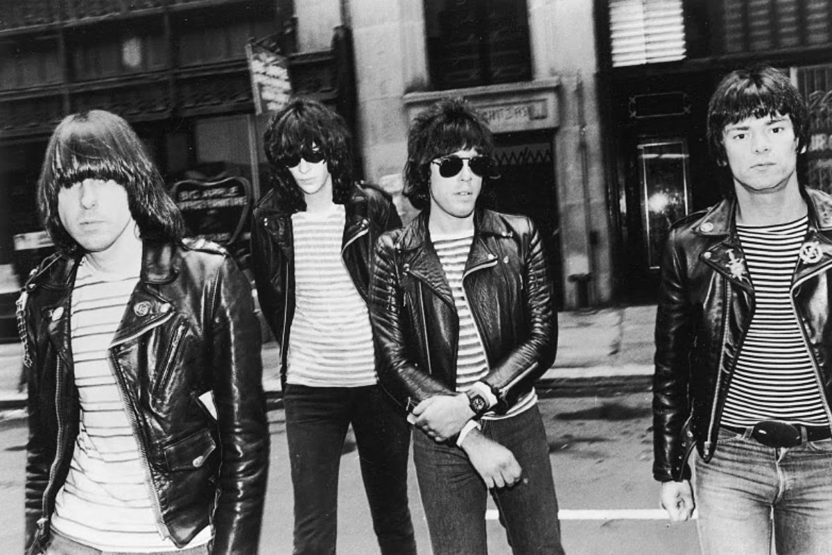 thời trang nam - 70s - cổ điển - phối đồ quần áo - áo khoác da 3 - luxuo