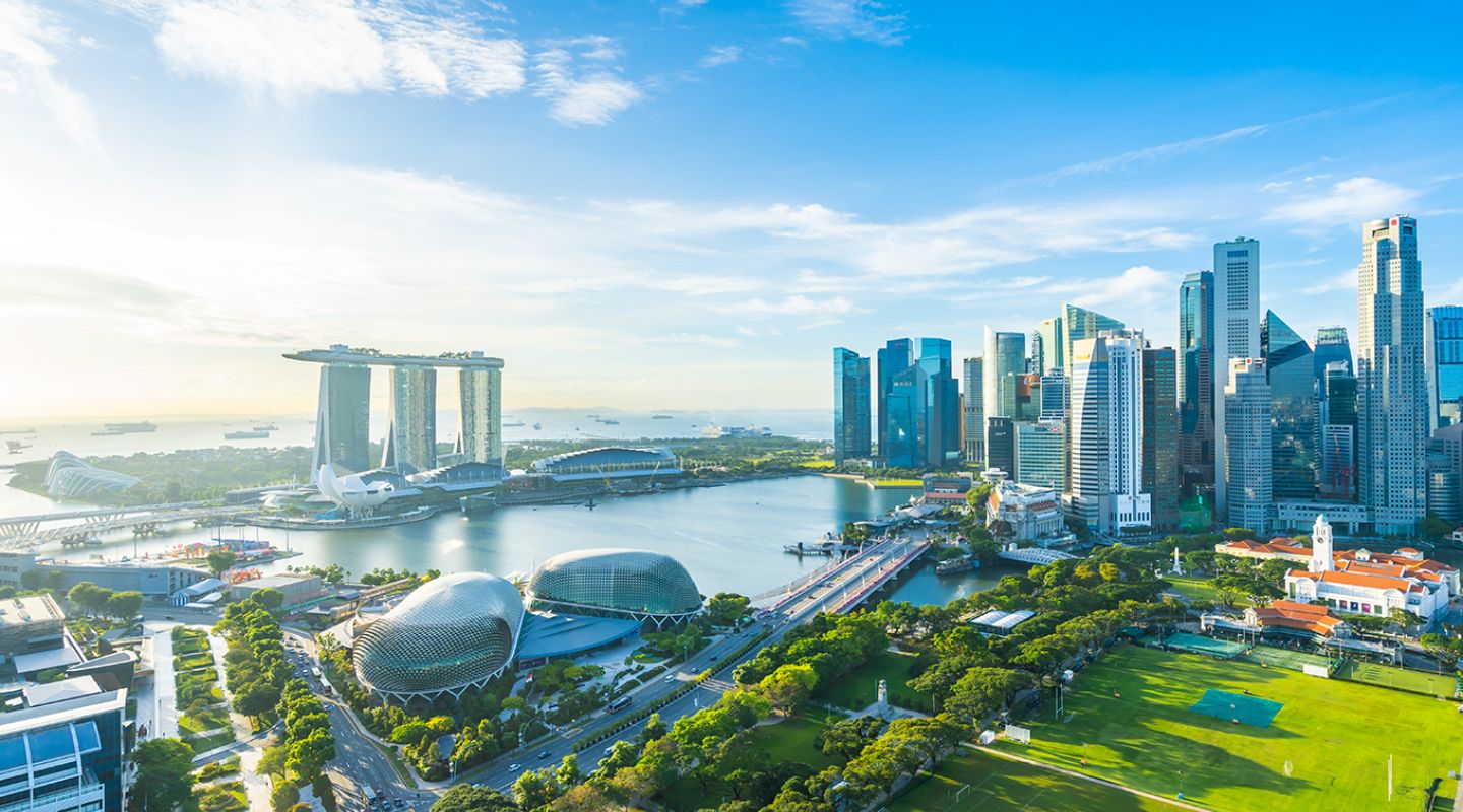 Savills - living sectors - châu á - thái bình dương - emily fell - singapore - luxuo banner