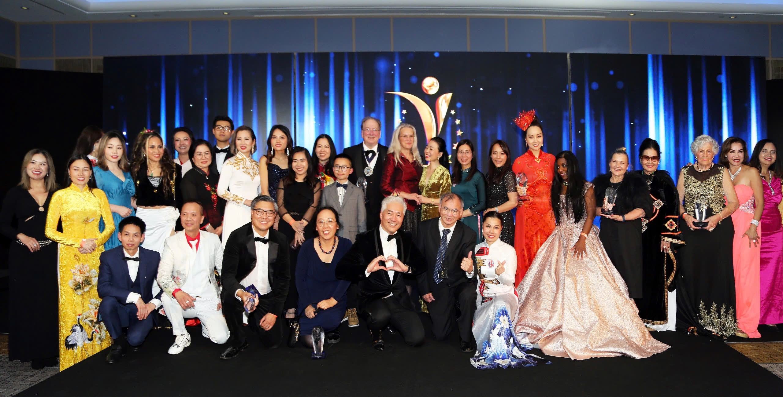 Vietnam International Awards - VIAwards 2025 - giải thưởng phi lợi nhuận - luxuo