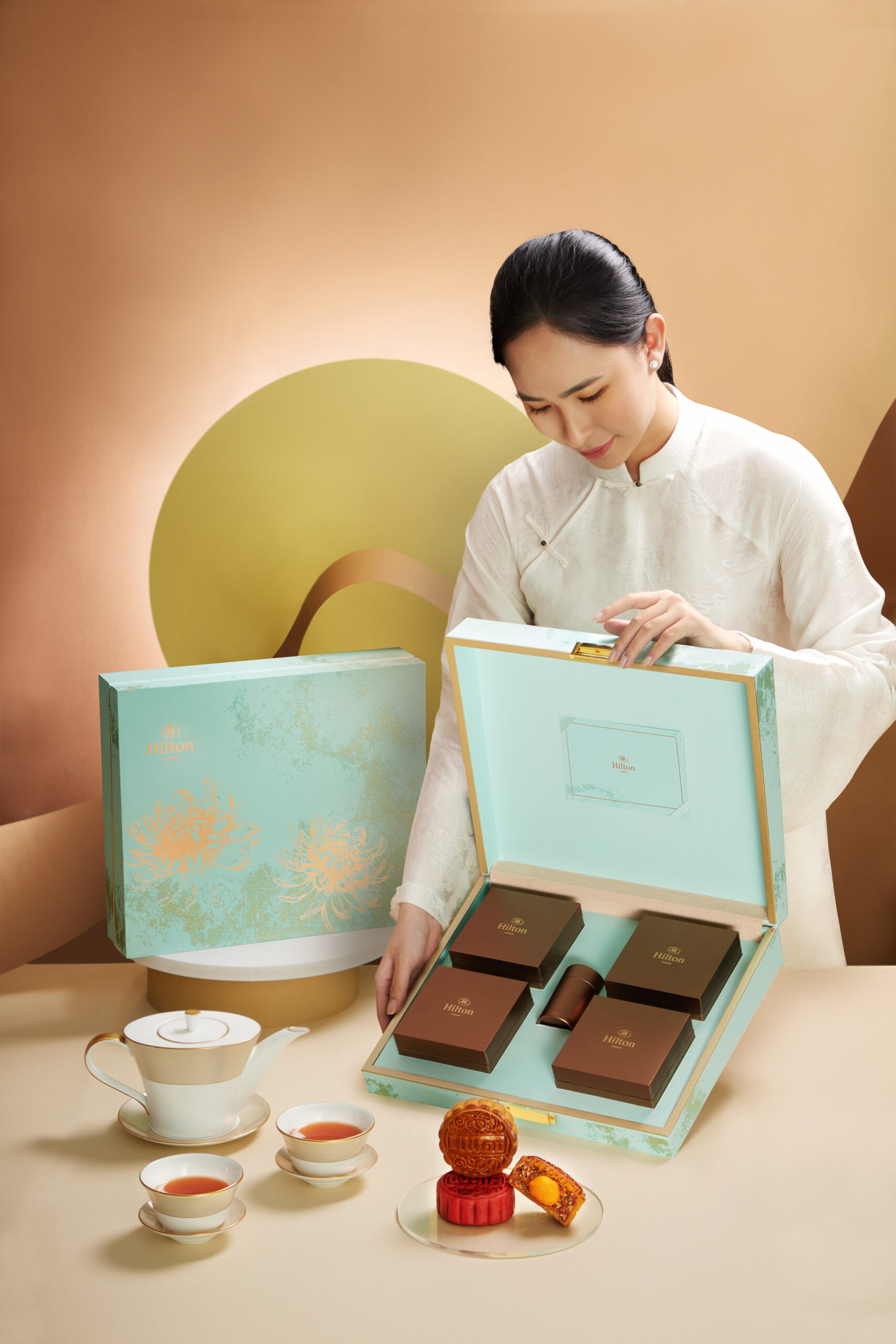 bánh trung thu - khách sạn 5 sao - bánh trung thu cao cấp - sang trọng - quà tặng - đoàn viên - luxuo 52