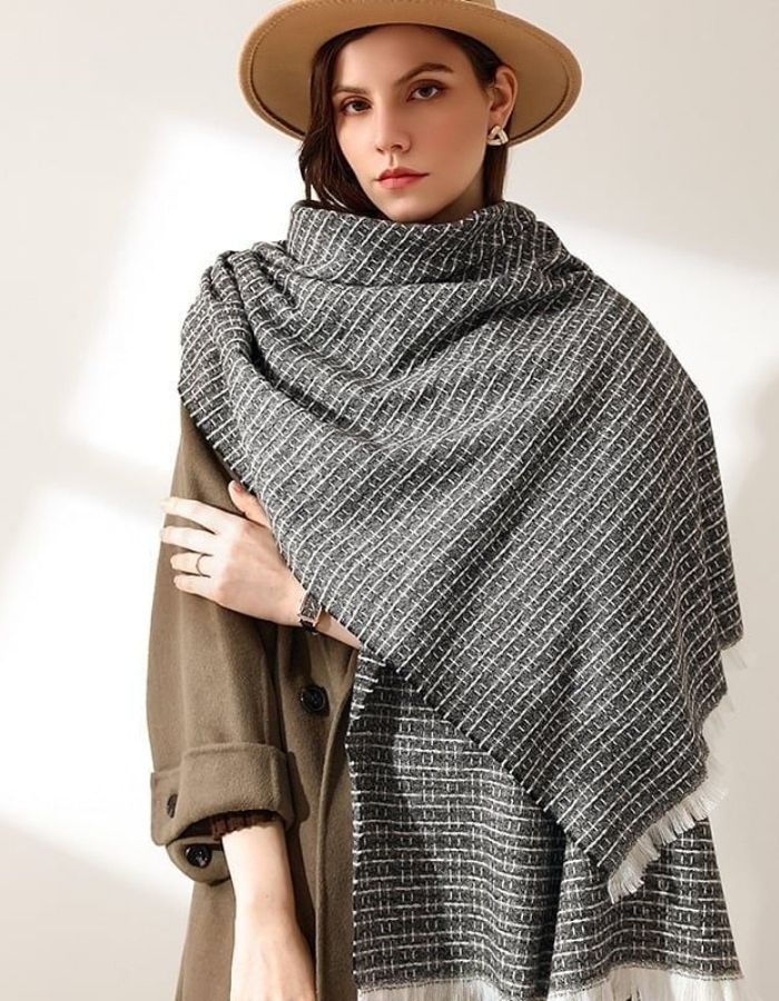 chất liệu vải - xu hướng chất liệu - mùa Thu - lựa chọn vải theo mùa - thời trang thanh lịch - luxuo 16