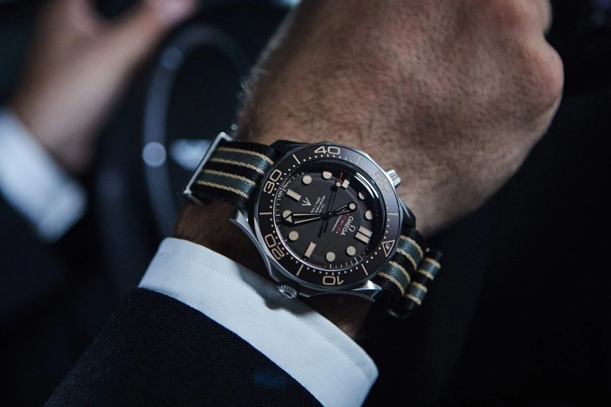 đồng hồ - sang trọng - đồng hồ kỷ niệm - đồng hồ nam cao cấp - năm 2025 - luxuo