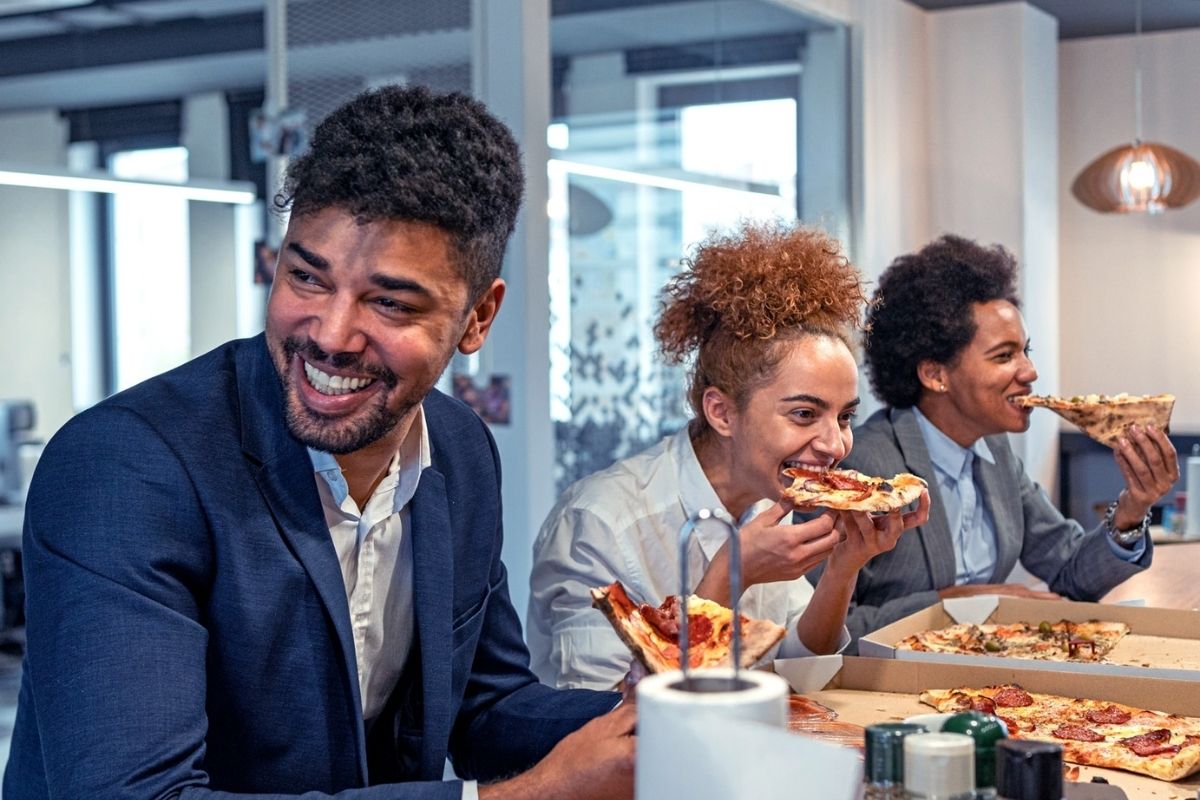 giao tiếp công việc - không rượu bia - công sở - nghệ thuật ứng xử - giao tiếp công sở - văn hóa kinh doanh - luxuo 7