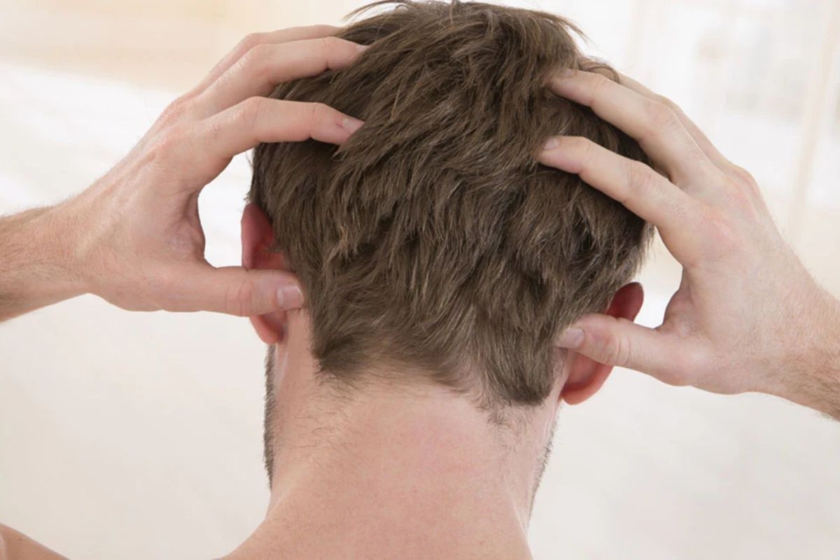 scalp care - chăm sóc da đầu - nam giới - head spa - luxuo 5