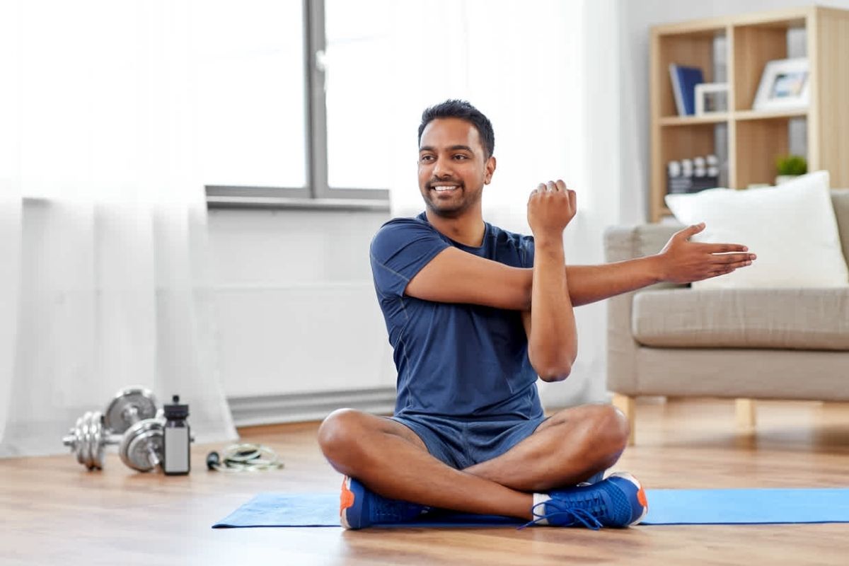 tập thể dục - mùa mưa - rèn luyện sức khỏe - tập luyện - lối sống lành mạnh - luxuo 8