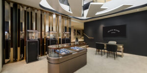 House of Franck Muller ra mắt không gian pop-up ấn tượng tại Saigon Centre