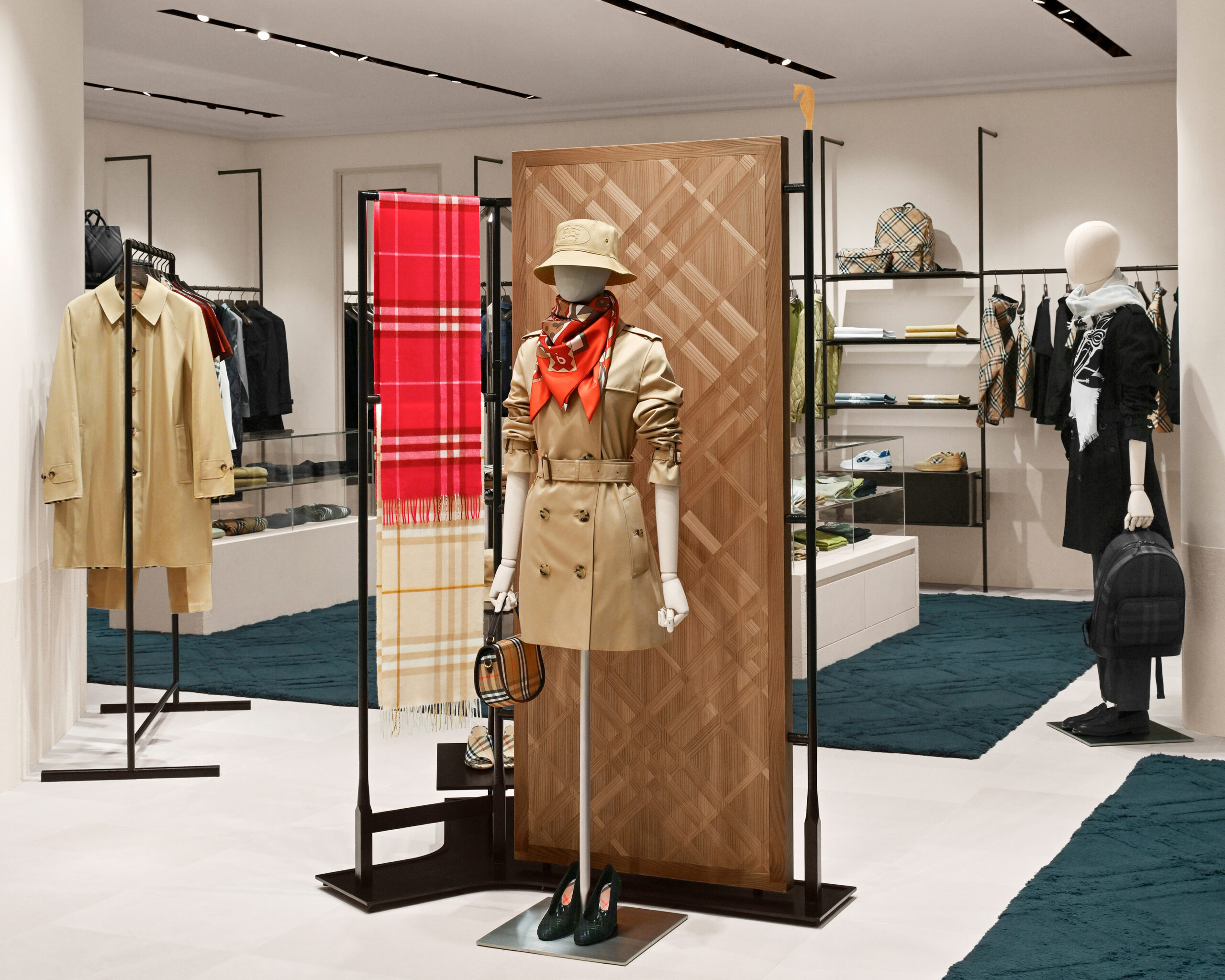 Burberry - Burberry “Check” In Hanoi - thời trang Anh quốc - DAFC - luxuo 12